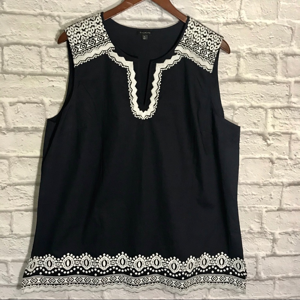 Sleeveless Lace Detail Top